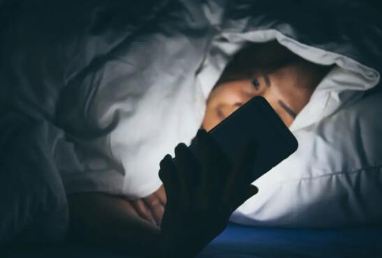 每天只睡四小时，十天之后会怎么样？-吾尤客