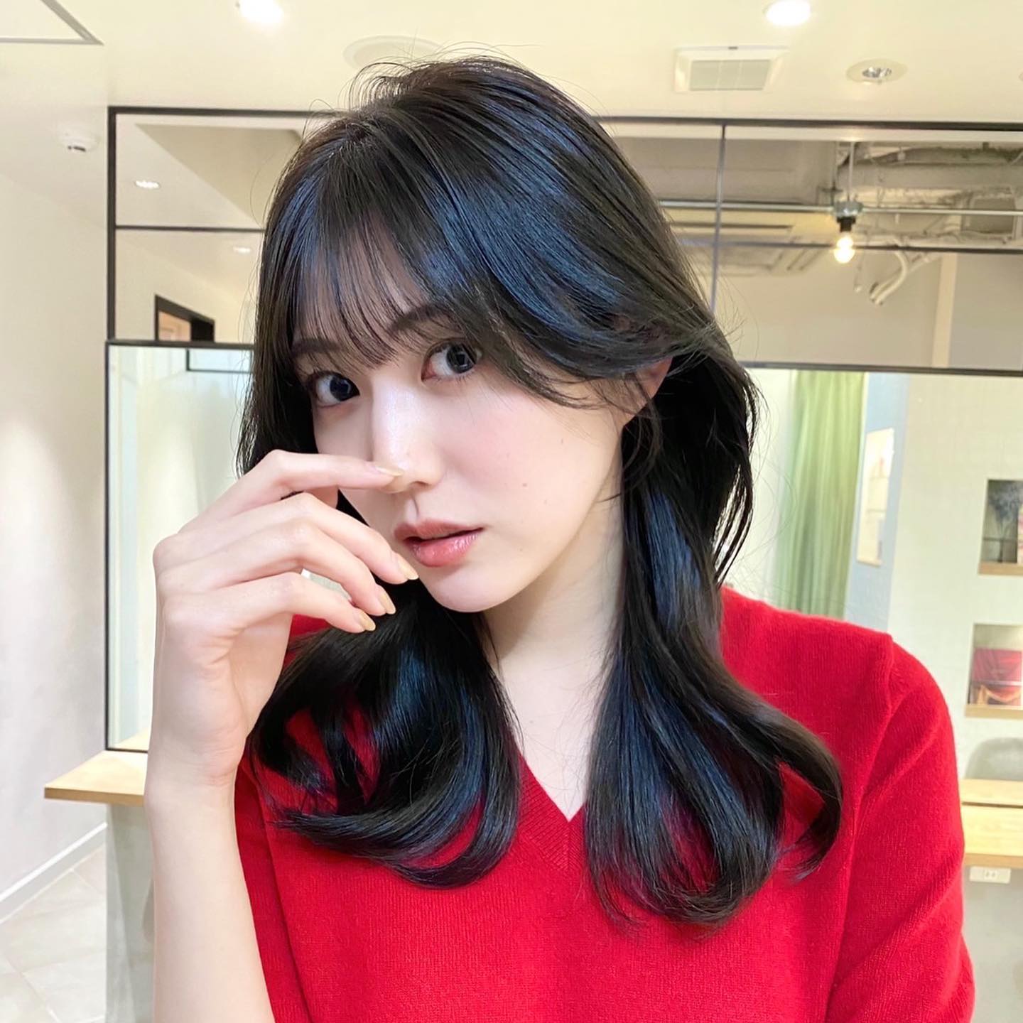 高颜值御姐《岩崎名美》写真美照 美腿看的心好痒痒啊-吾尤客