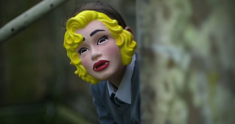 【影评解析】《们》悬疑诡异且猎奇血腥,剧情结局却暗藏深意 们 电影剧照