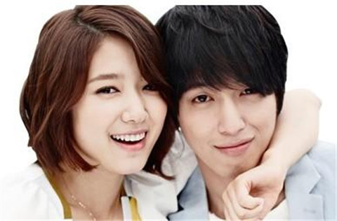 异地恋女朋友生气了该怎么如何去哄她开心-吾尤客