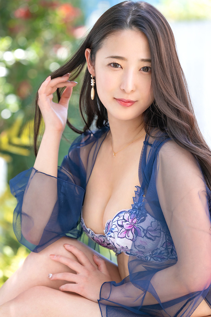 松岡すず(松冈铃，Matsuoka-Suzu)作品KBI-083介绍及封面预览-图片3