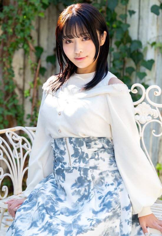 山崎れみ(山崎玲美)出道作品XOX-012介绍及封面预览-图片3