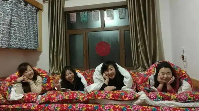 为什么东北人都睡一个炕上？-吾尤客