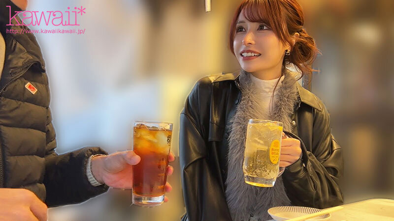 バケモノ級の性欲だった元カノと3年ぶりに再会したら初恋再燃 感情が昂り過ぎてアノ頃できなかった里出しを許してくれた 伊藤舞雪 1