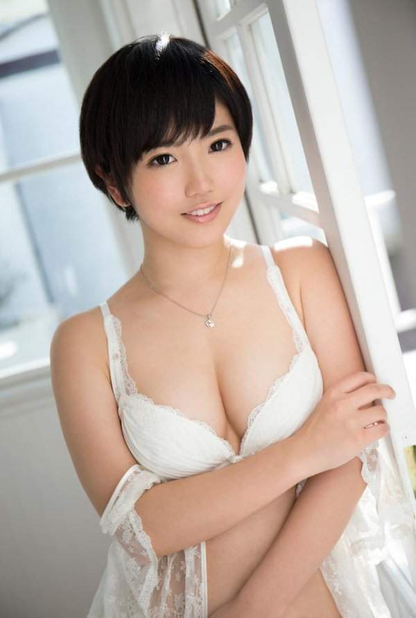 纯真系短发美少女《柚木彩花》精选作品推荐介绍及封面预览-吾尤客