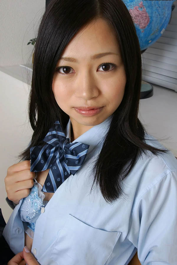 勇闯渔村的暗黑女神《村西真理奈》精选作品推荐介绍及封面预览-吾尤客